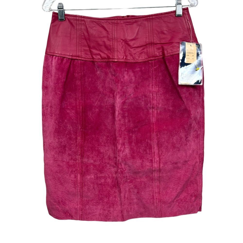 Bermans Women Suede Pencil Skirt Flat Front Lined Vented Zip Up Fuchsia Size 14*